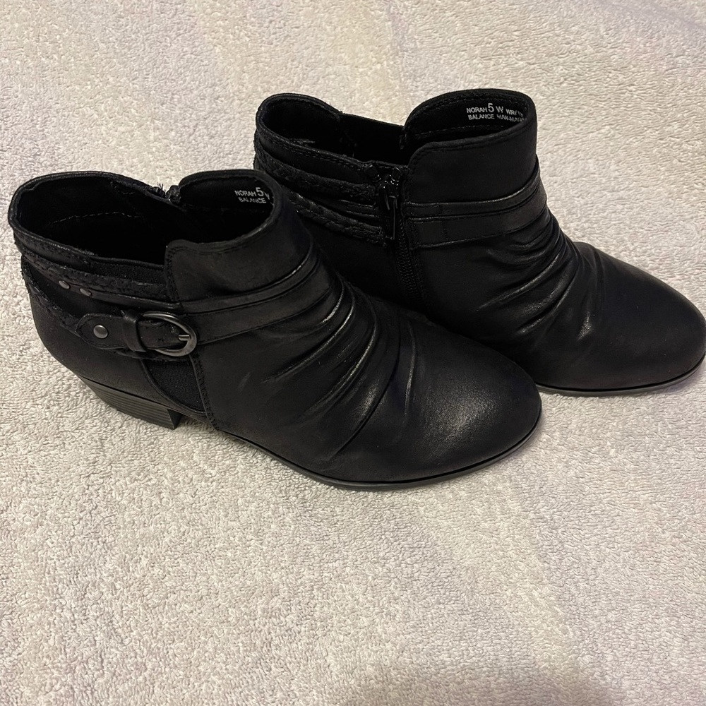 Womens boots
